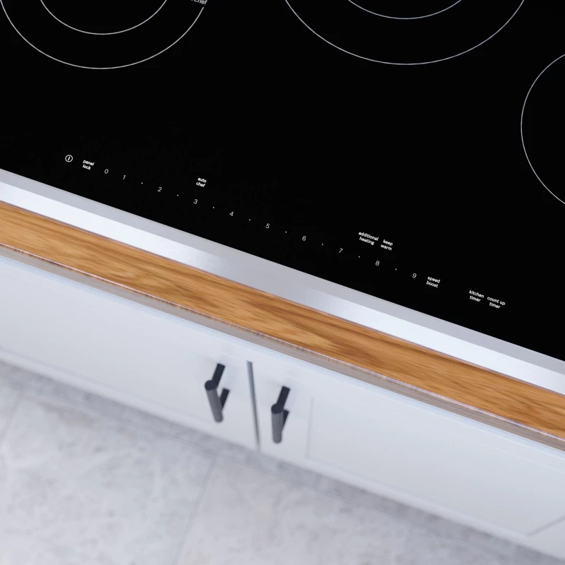 Benchmark Electric Cooktop, surface mount with frame NETP069SUC