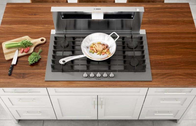 Benchmark Gas Cooktop Tempered glass NGMP677UC