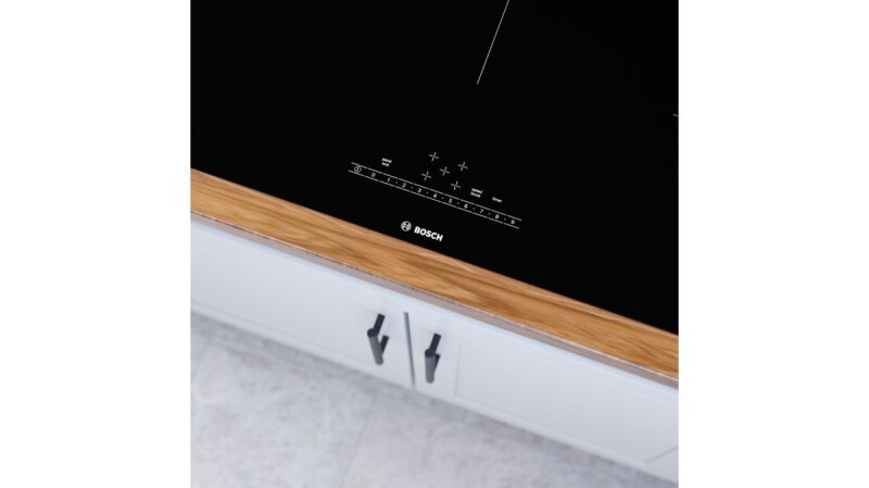 500 Series Induction Cooktop, Without Frame NIT5660UC