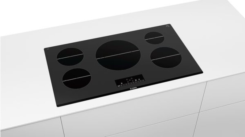 500 Series Induction Cooktop36'' Black NIT5668UC