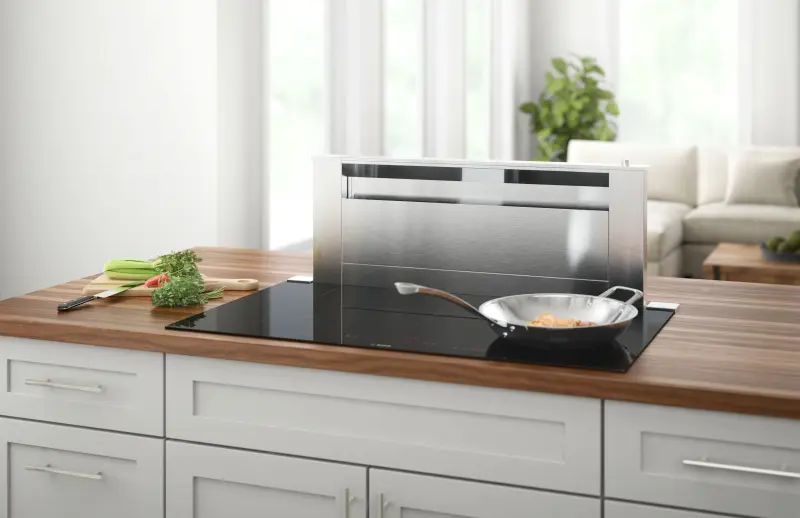 800 Series Induction Cooktop36'' Black NIT8669UC