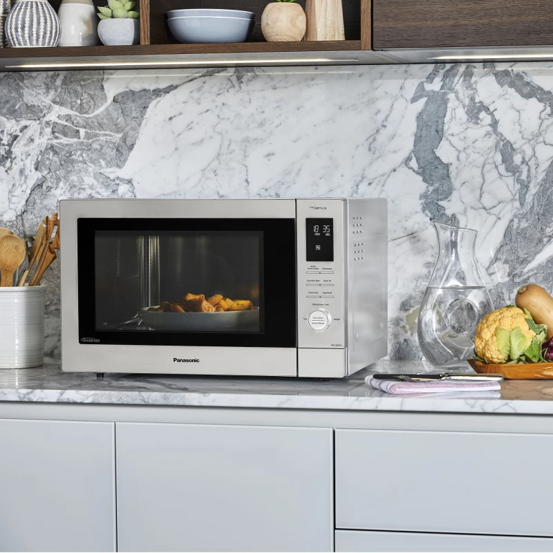 HomeCHEF CD87KS 4-in-1 Multi-oven Inverter Microwave - FlashXpress Broiler, Convection, Airfryer NNCD87KS