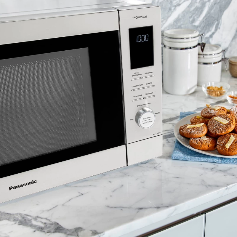 HomeCHEF CD87KS 4-in-1 Multi-oven Inverter Microwave - FlashXpress Broiler, Convection, Airfryer NNCD87KS