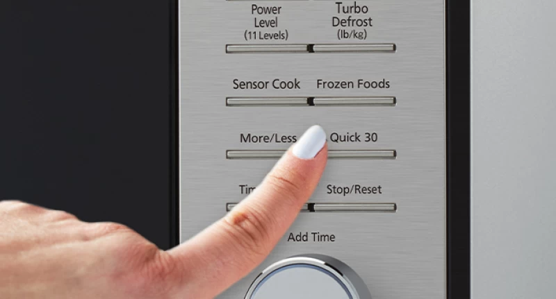 1.6 CuFt 1250 Watt SD78LS Microwave with Cyclonic Wave Inverter NNSD78LS