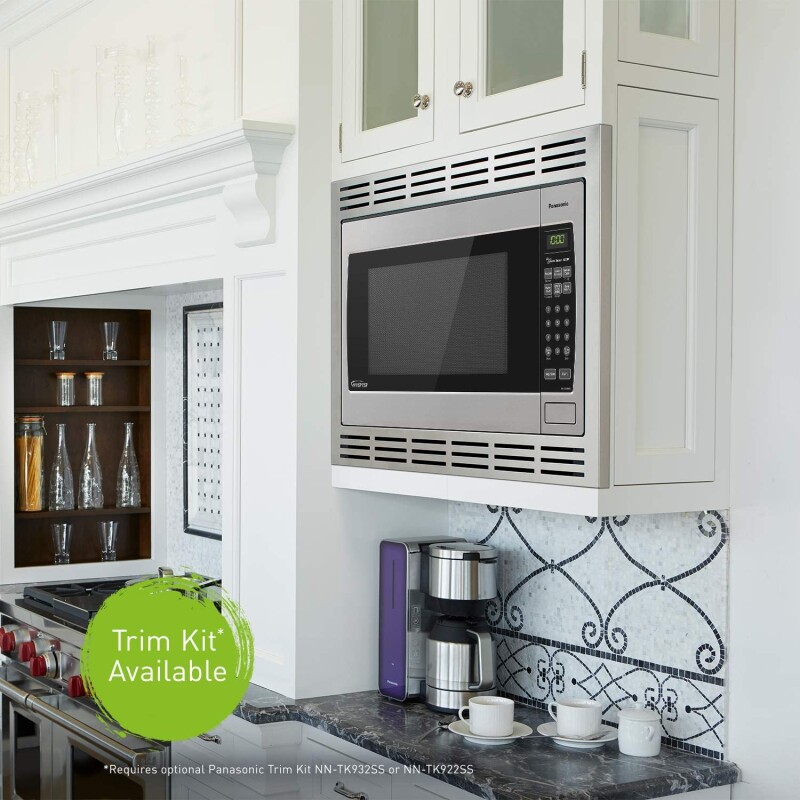 2.2 CuFt 1250 Watt SN966S Microwave with Inverter NNSN966S
