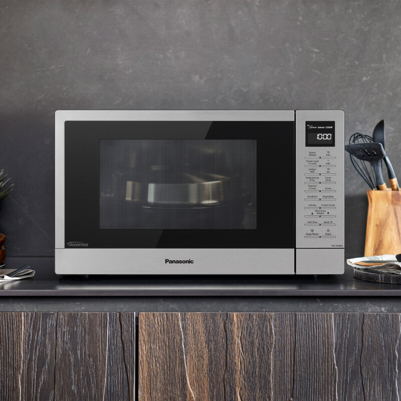Compact SNS6MS Microwave Oven with HomeCHEF Magic Pot NNSNS6MS