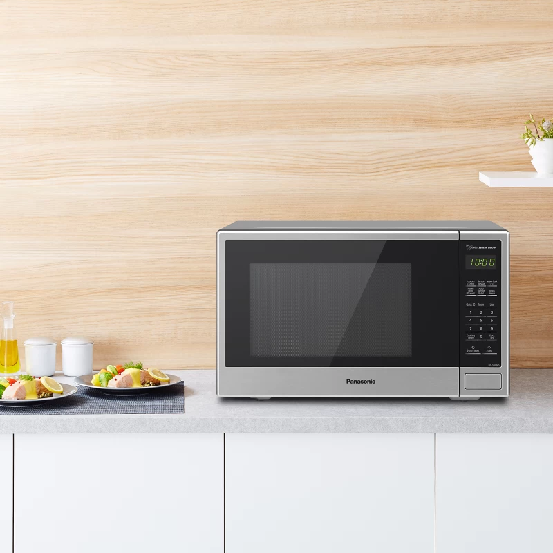 1.3 CuFt 1100 Watt SU696S Microwave NNSU696S