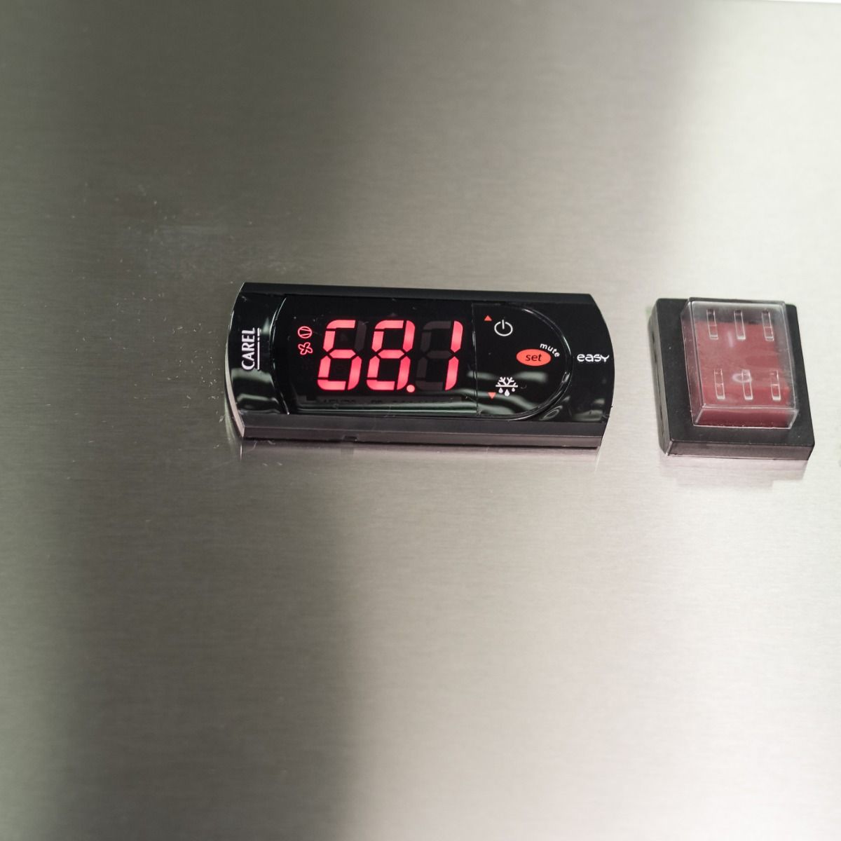 3 Solid Door Stainless Steel Reach-in Freezer NP3F