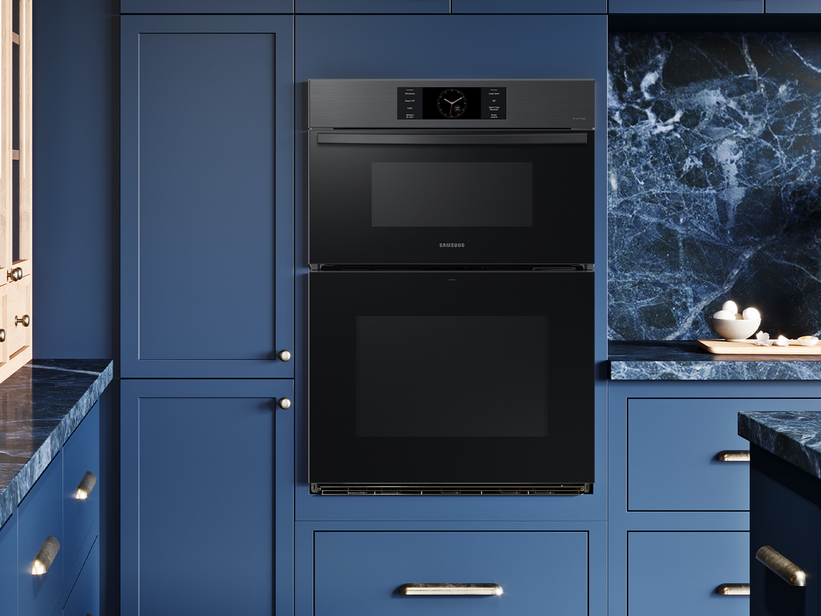 Bespoke Combi Wall Oven NQ70CG700DMTAA