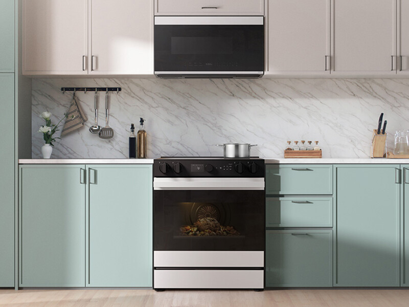 Bespoke 6.3 cu. ft. Smart Slide-In Electric Range with Smart Oven Camera & Illuminated Precision Knobs in White Glass NSE6DB870012AA