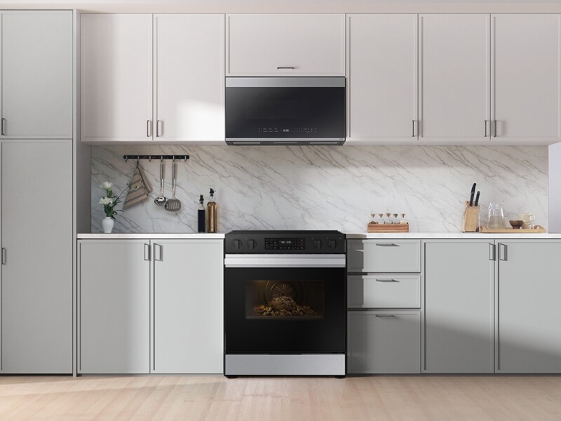 Bespoke Slide-in Electric Range NSE6DG8300SRAA