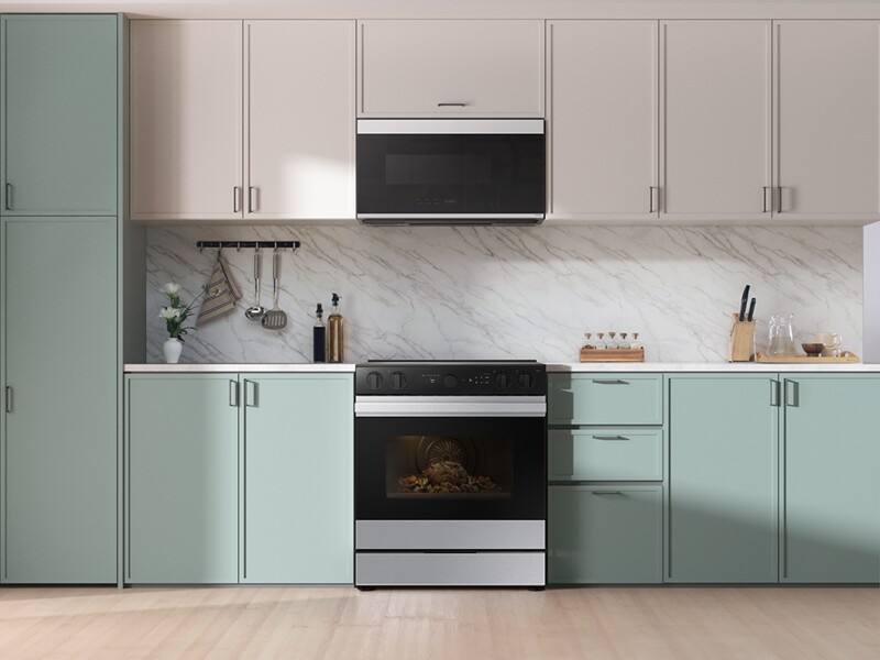 Bespoke 6.3 cu. ft. Smart Slide-In Electric Range with Air Sous Vide & Air Fry in Stainless Steel NSE6DG8500SRAA