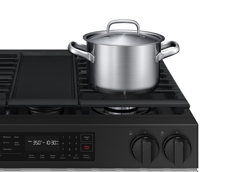 Bespoke Slide-in Gas Range NSG6DB830012AA
