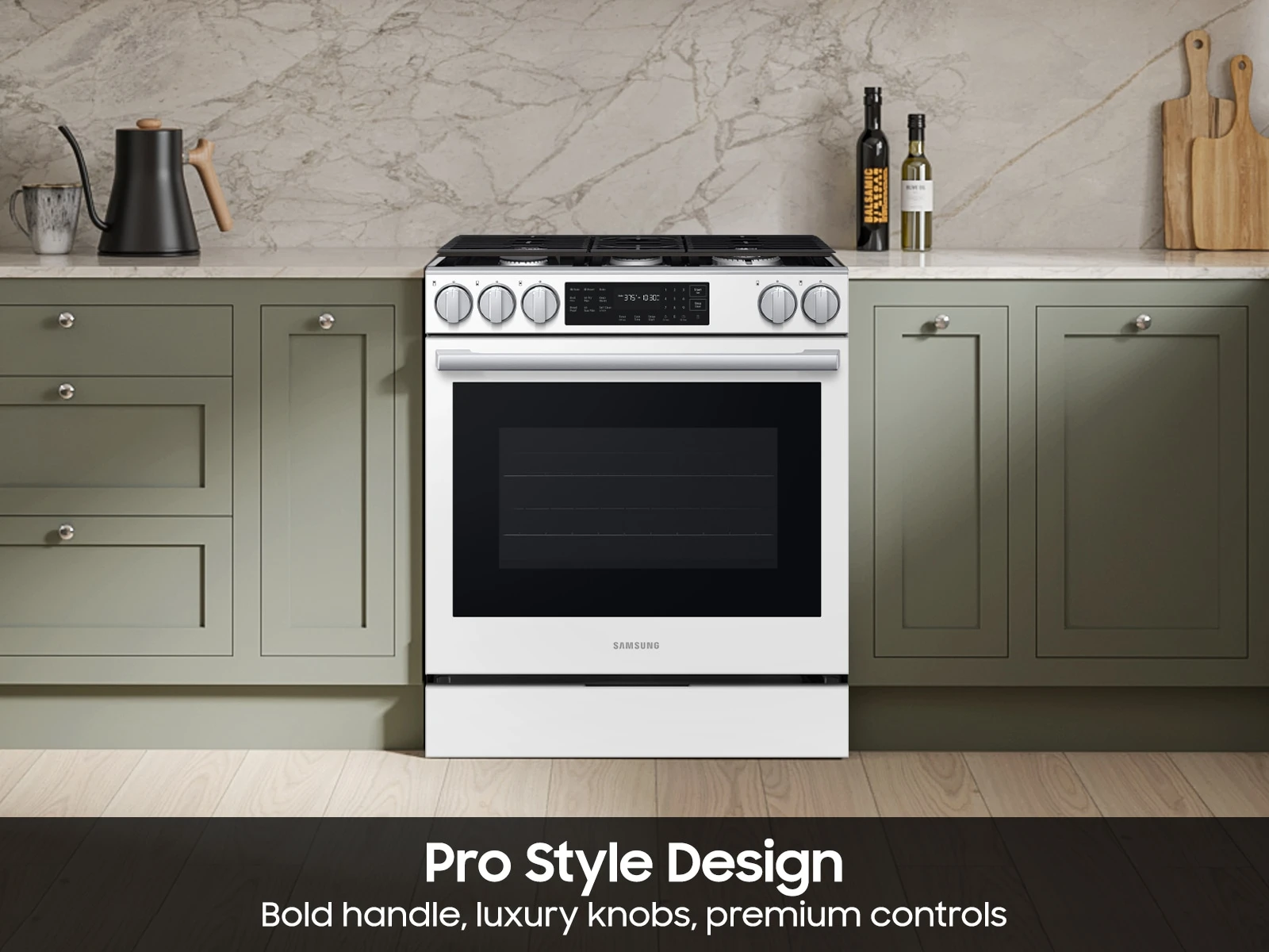 Bespoke Smart Slide-in Gas Range Pro Style Design | Air Fry Max True Convection NSG80H60SWAA