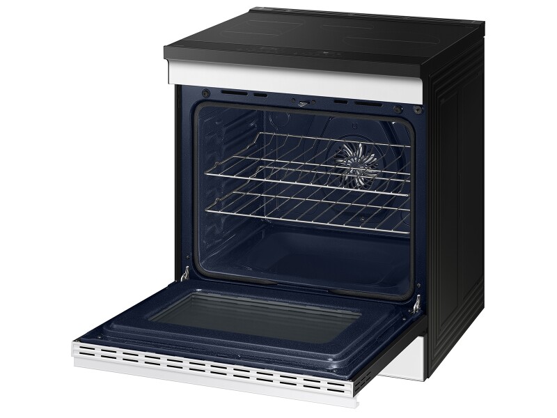 Bespoke Slide-in Induction Range Anti-Scratch Glass Cooktop | Wi-Fi | 6.3 cu.ft. NSI6DB930012AA