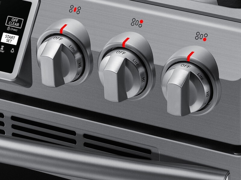 5.8 cu. ft. Slide-In Gas Range with True Convection NX58H9500WSAA