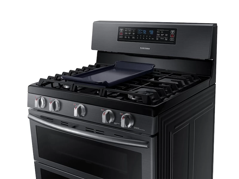 5.8 cu ft. Smart Freestanding Gas Range with Flex Duo & Dual Door NX58K7850SGAA