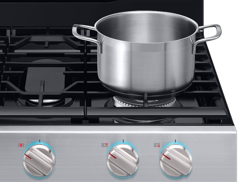 5.8 cu. ft. Freestanding Gas Range with True Convection and Steam Reheat in Stainless Steel NX58M6650WG