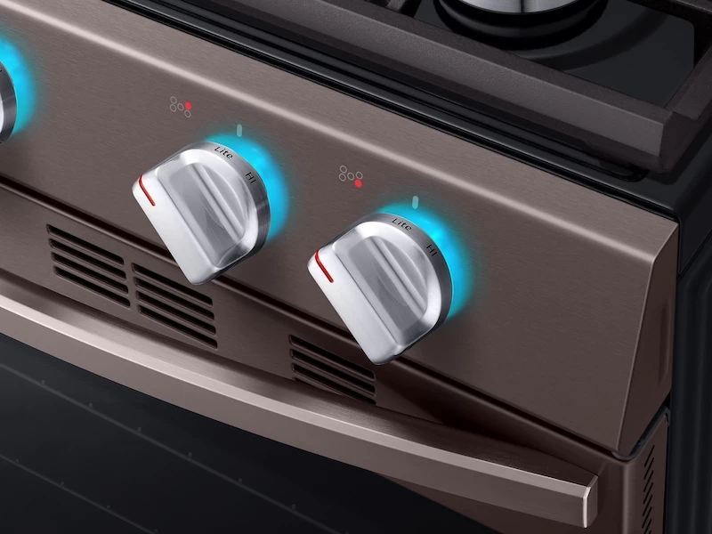 5.8 cu. ft. Freestanding Gas Range with True Convection NX58R6631STAA