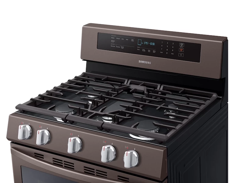 5.8 cu. ft. Freestanding Gas Range with True Convection NX58R6631STAA