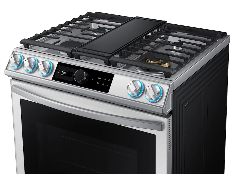 Bespoke Smart Slide-in Gas Range 6.0 cu. ft. with Smart Dial, Air Fry & Wi-Fi NX60BB871112AA