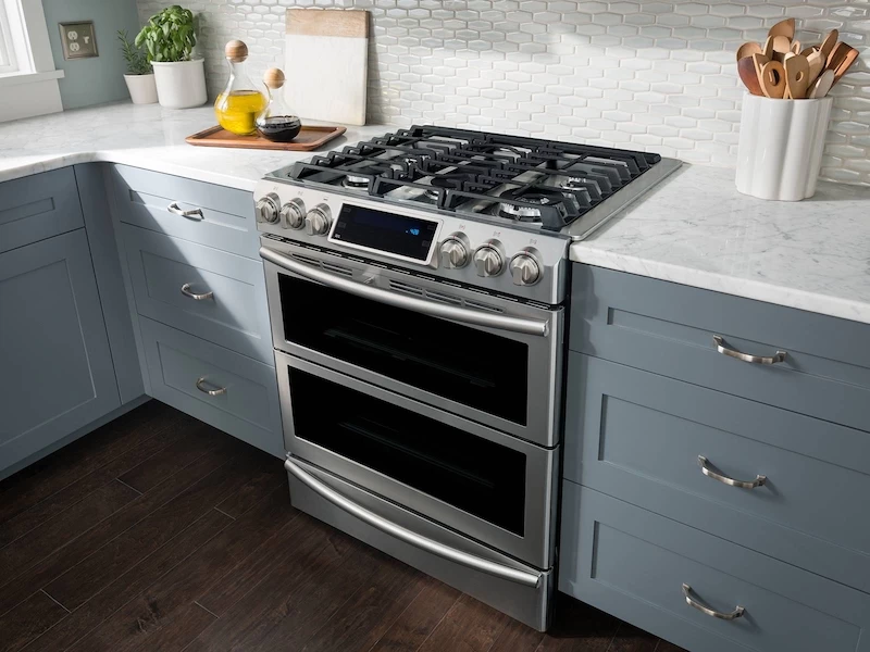 5.8 cu. ft. Slide-in Dual Fuel Range with Flex Duo™ & Dual Door NY58J9850WSAA