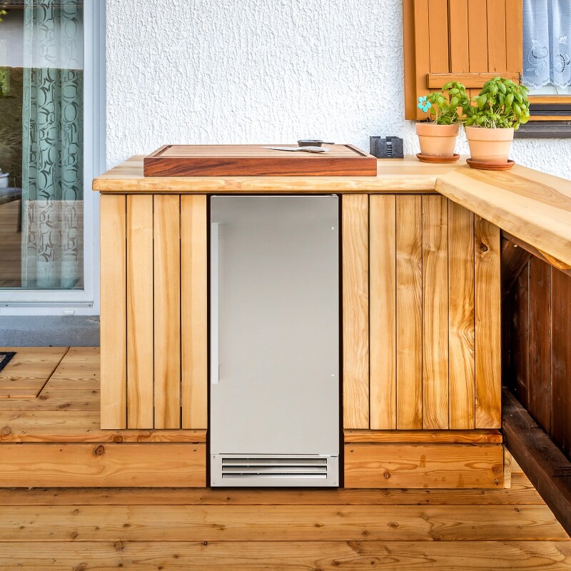 Avanti ELITE Series Outdoor Built-In Ice Maker view 3