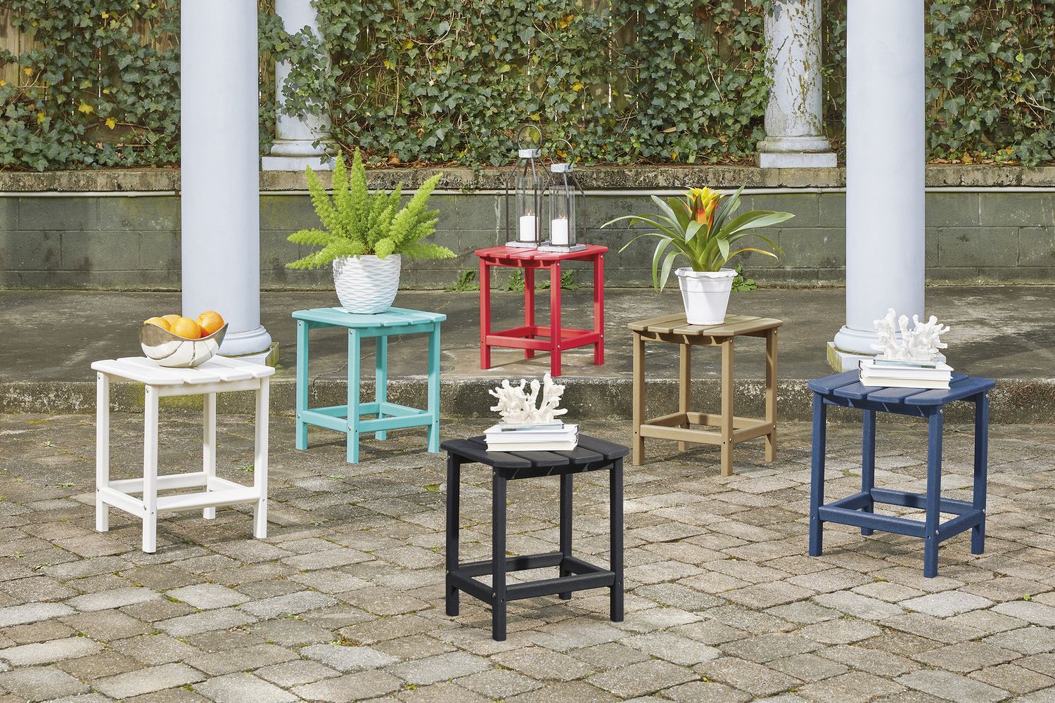 Sundown Treasure Black End Table P008703