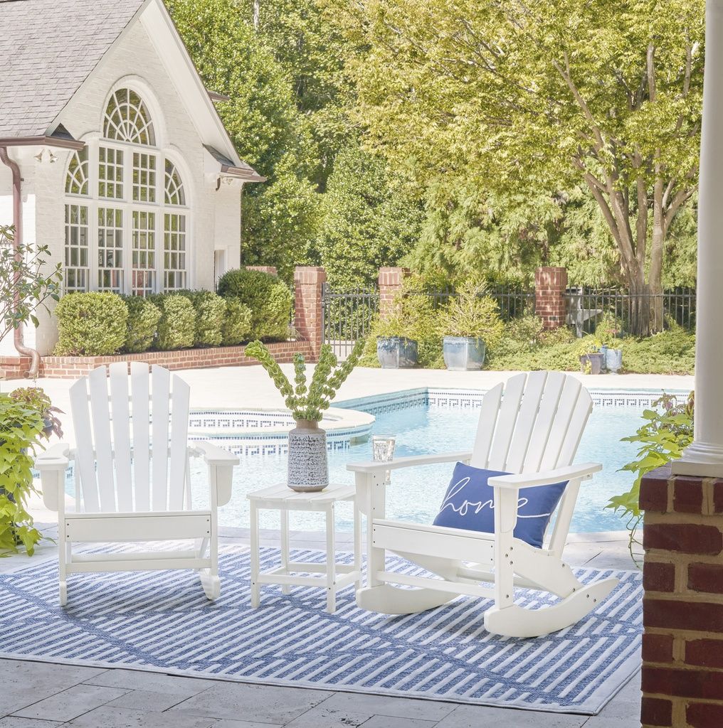 Sundown Treasure Outdoor Rocking Chair In White P011827