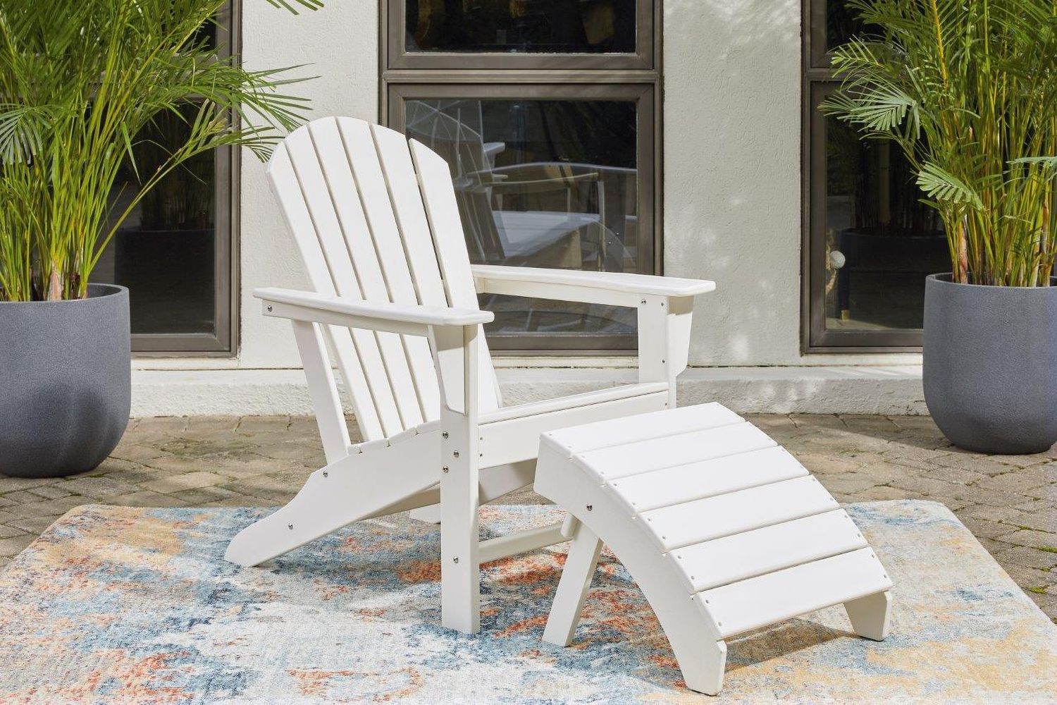 Sundown Treasure Outdoor Conversation Set In White P011P1