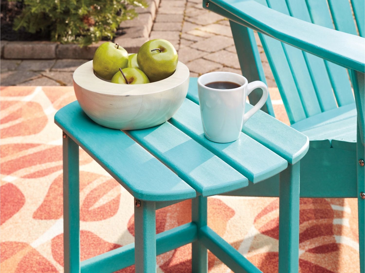 Sundown Treasure Turquoise Adirondack Chair with End Table P012P1