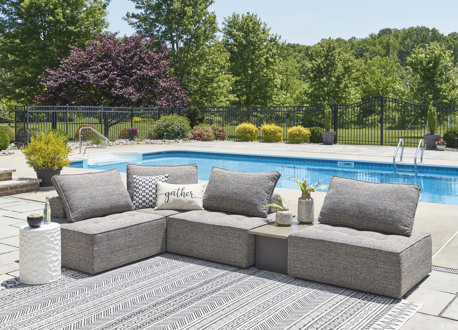 Bree Zee 8-Piece Outdoor Modular Seating In Brown P160P14