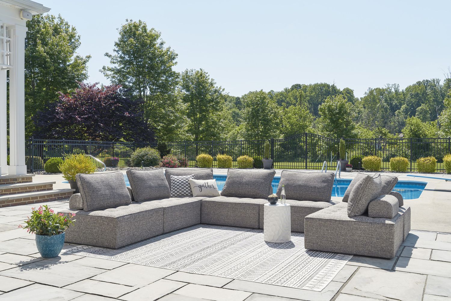 Bree Zee 8-Piece Outdoor Modular Seating In Brown P160P14
