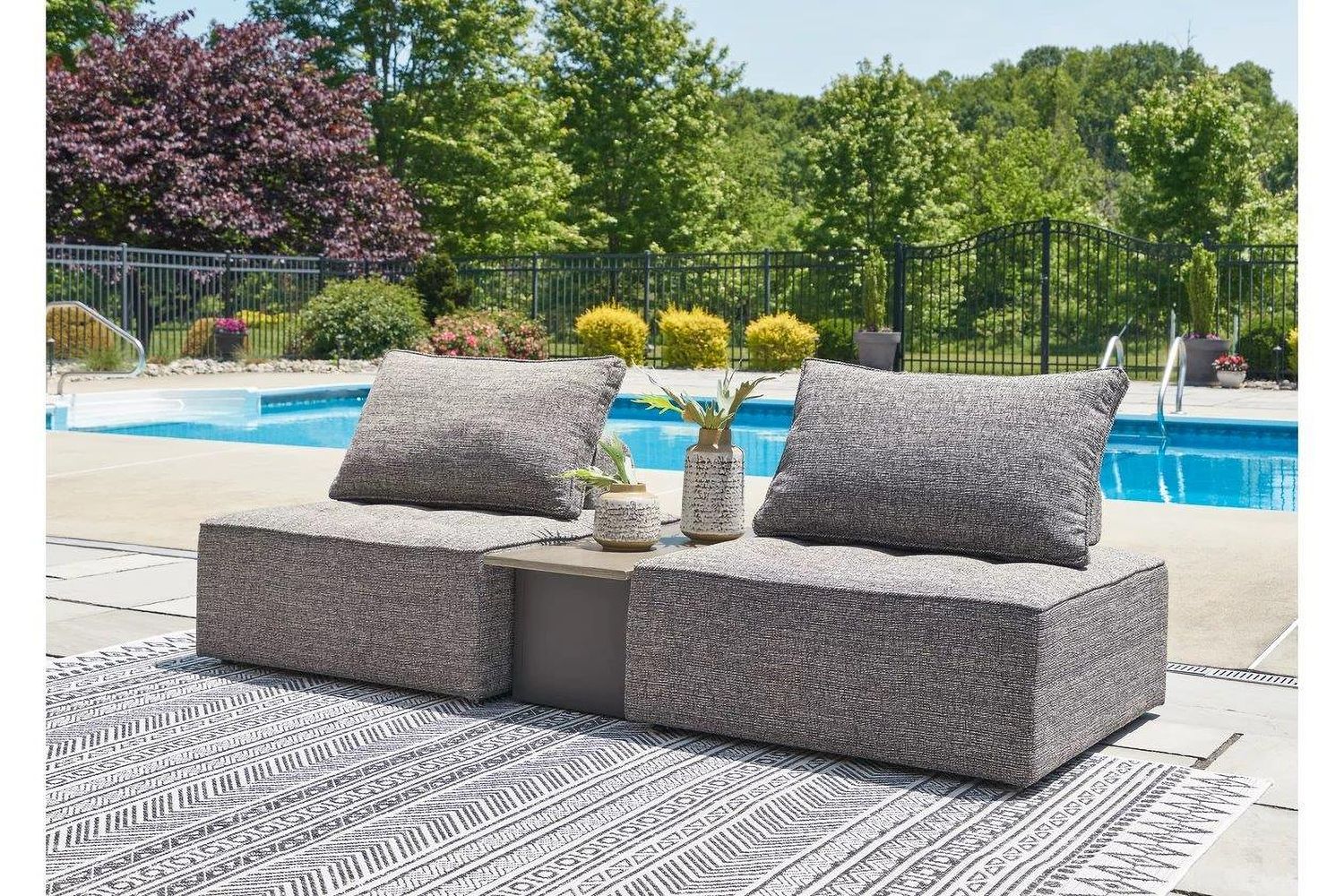 Bree Zee 3-Piece Outdoor Sectional In Brown P160P4