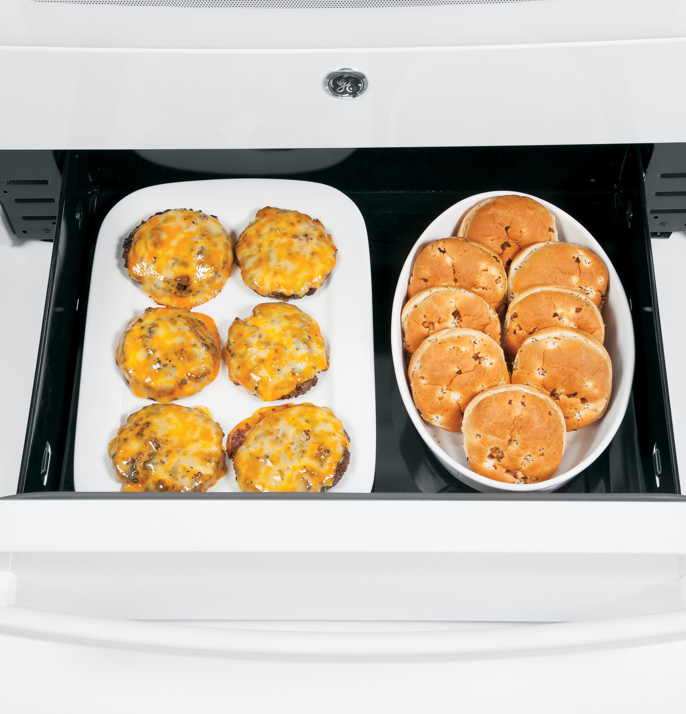 Series 30" Dual-Fuel Free-Standing Range with Warming Drawer P2B940DEHWW, product image 2 of 15