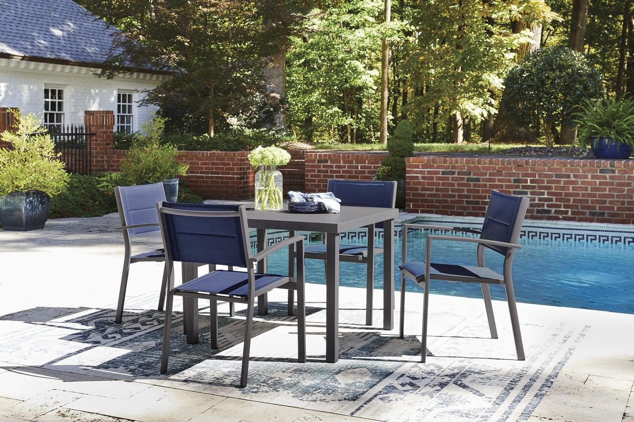 Point Bonita Outdoor Dining Table In Gray P326615