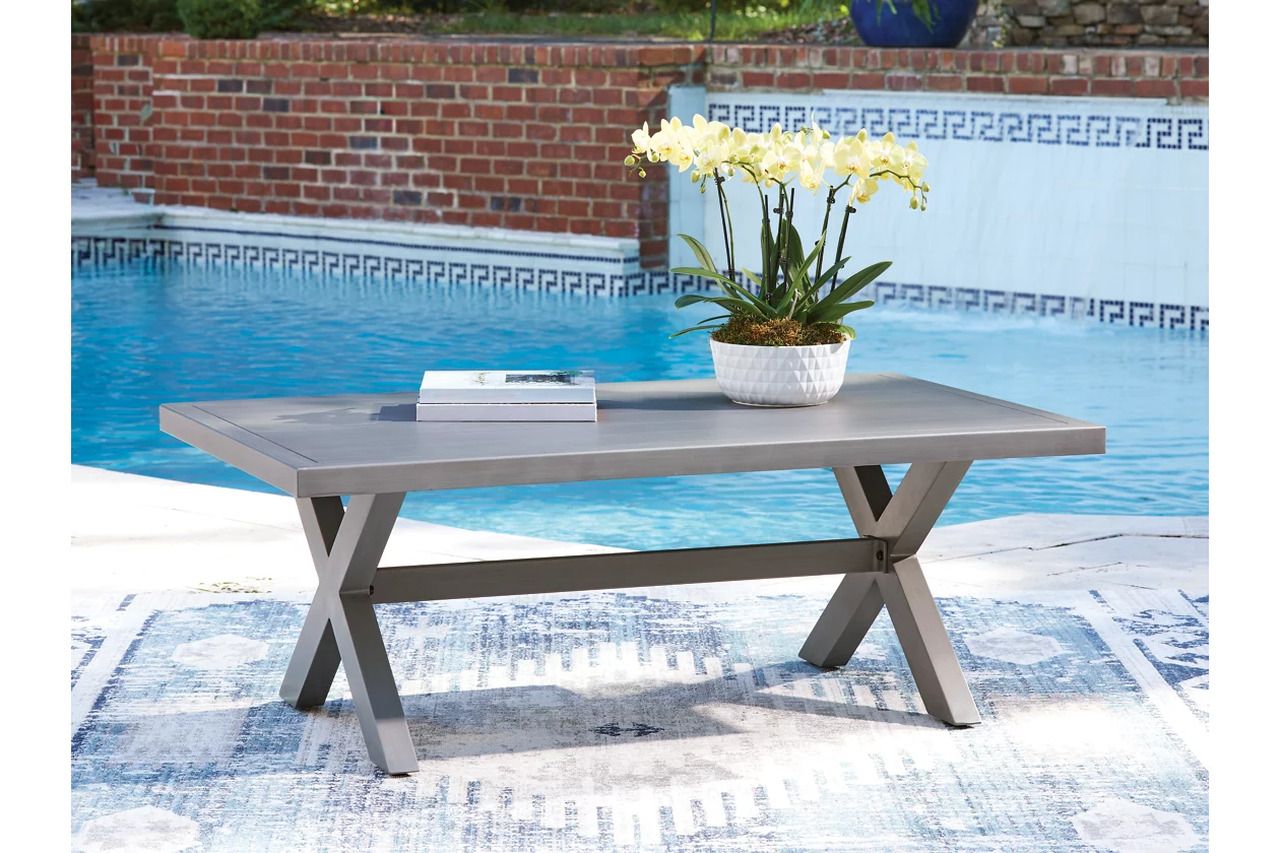 Dillon Beach Outdoor Coffee Table In Gray P418701