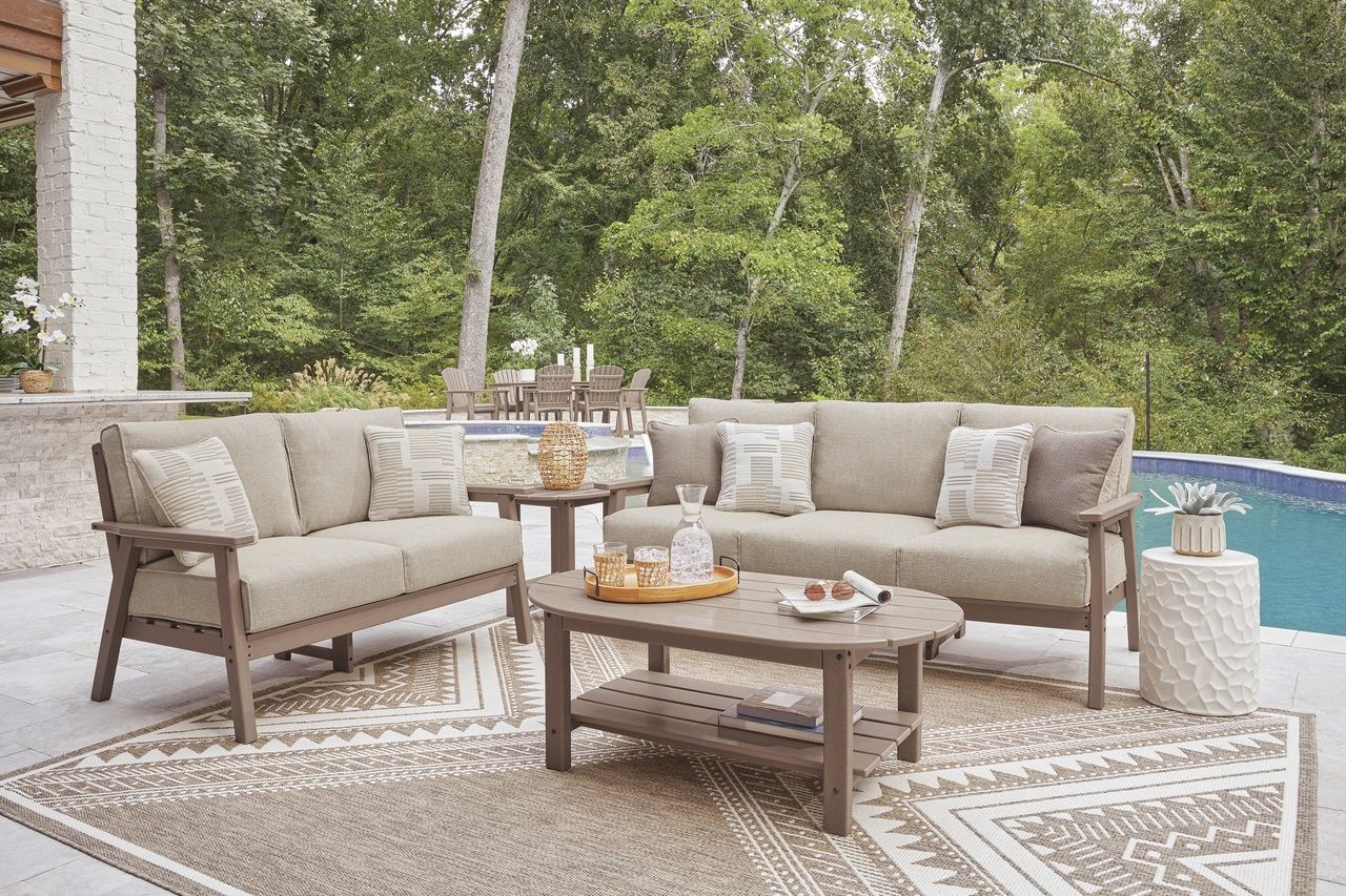 Cliffs Beach Outdoor Coffee Table In Driftwood P422700