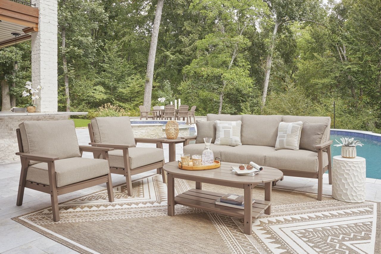 Cliffs Beach Outdoor Coffee Table In Driftwood P422700