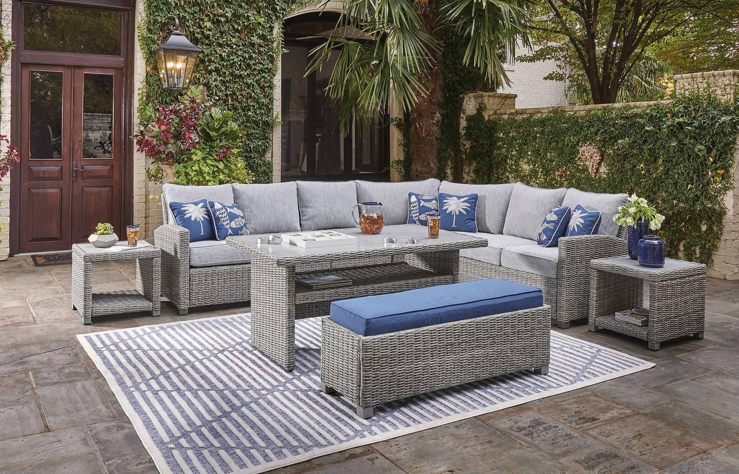 Naples Beach Light Gray Bench With Cushion P439600