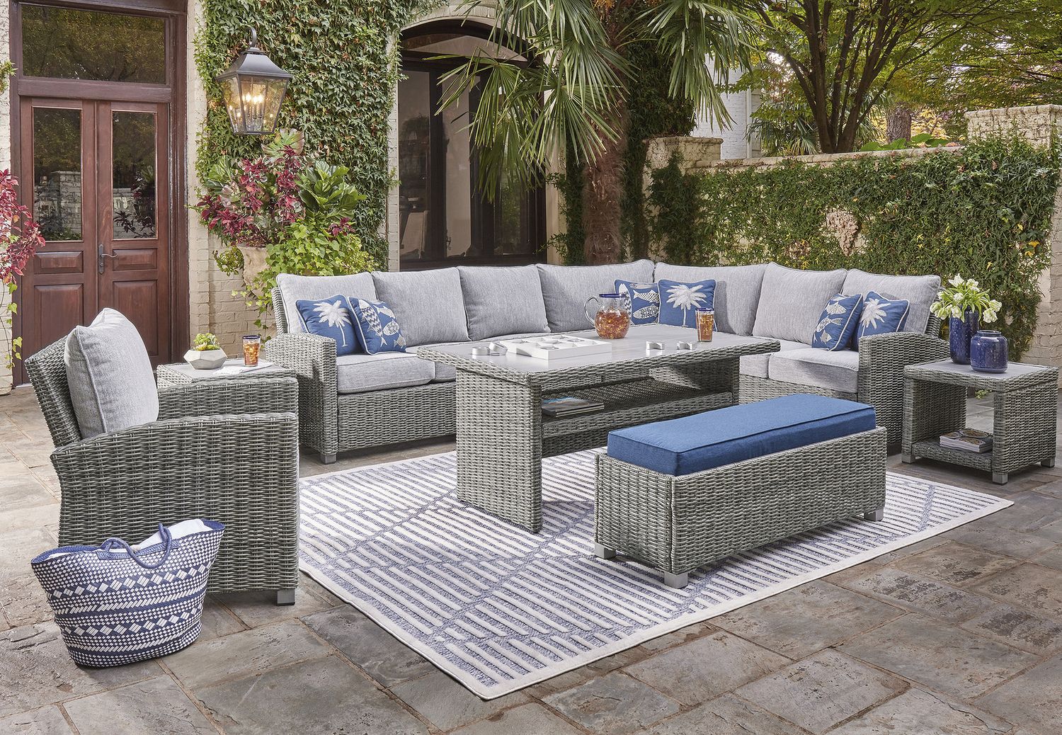 Naples Beach Light Gray Bench With Cushion P439600