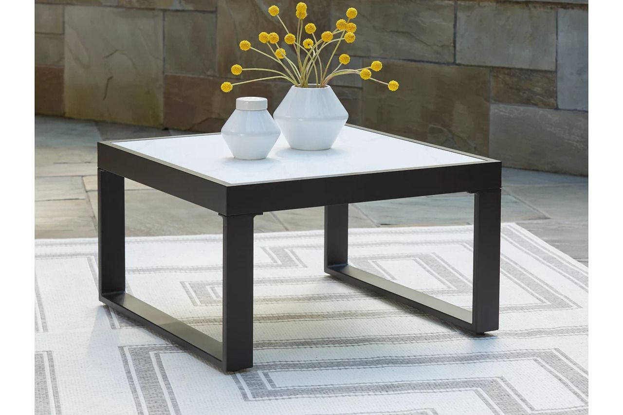 Beachloft Outdoor Coffee Table In Black and Gray P490708