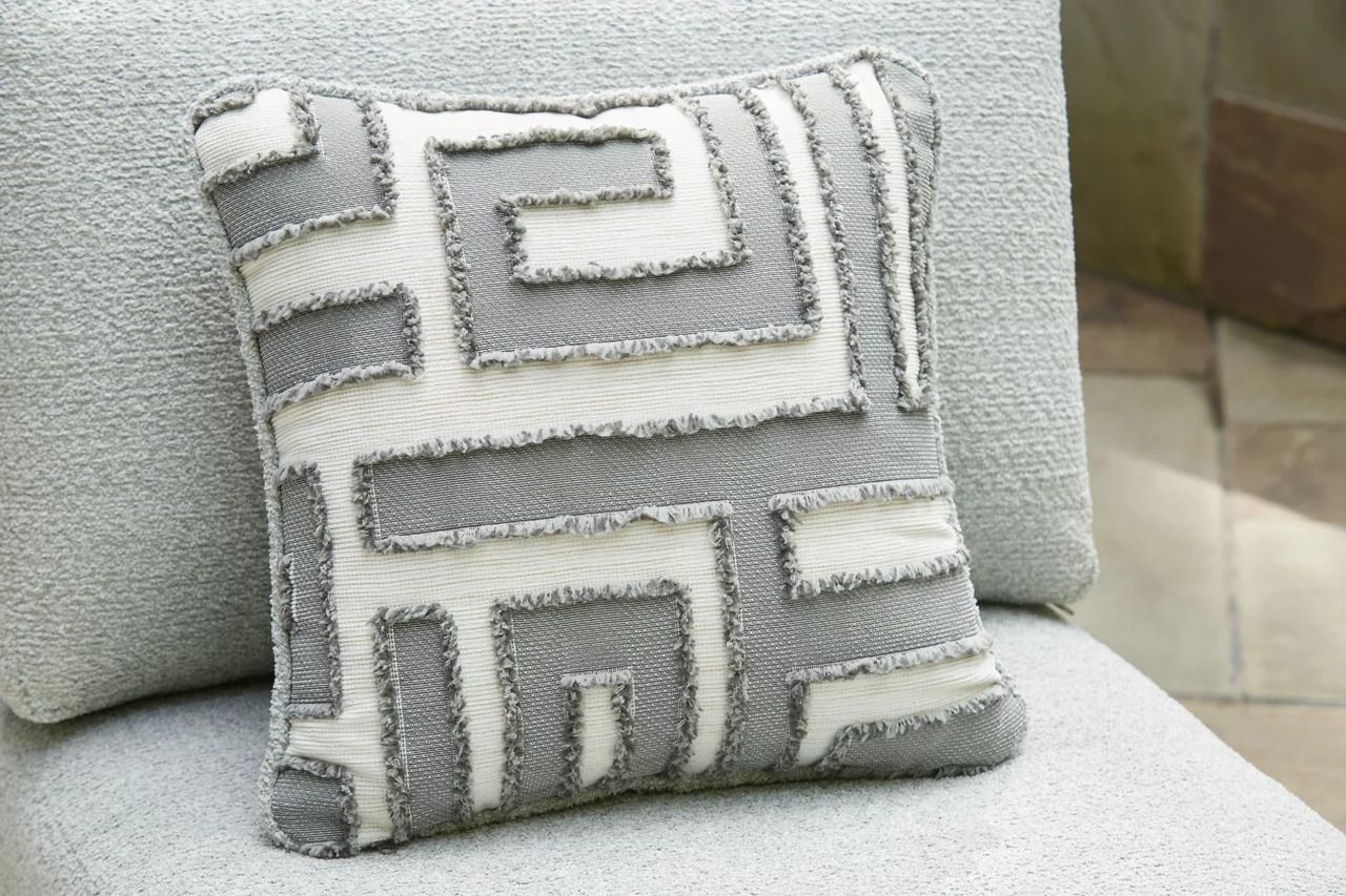 Beachloft 3-Piece Outdoor Sectional In Black and Gray P490P6