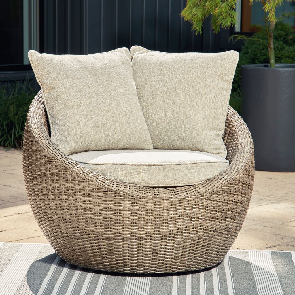 Danson Beige Swivel Lounge W/Cushion Set Of 2 P505821