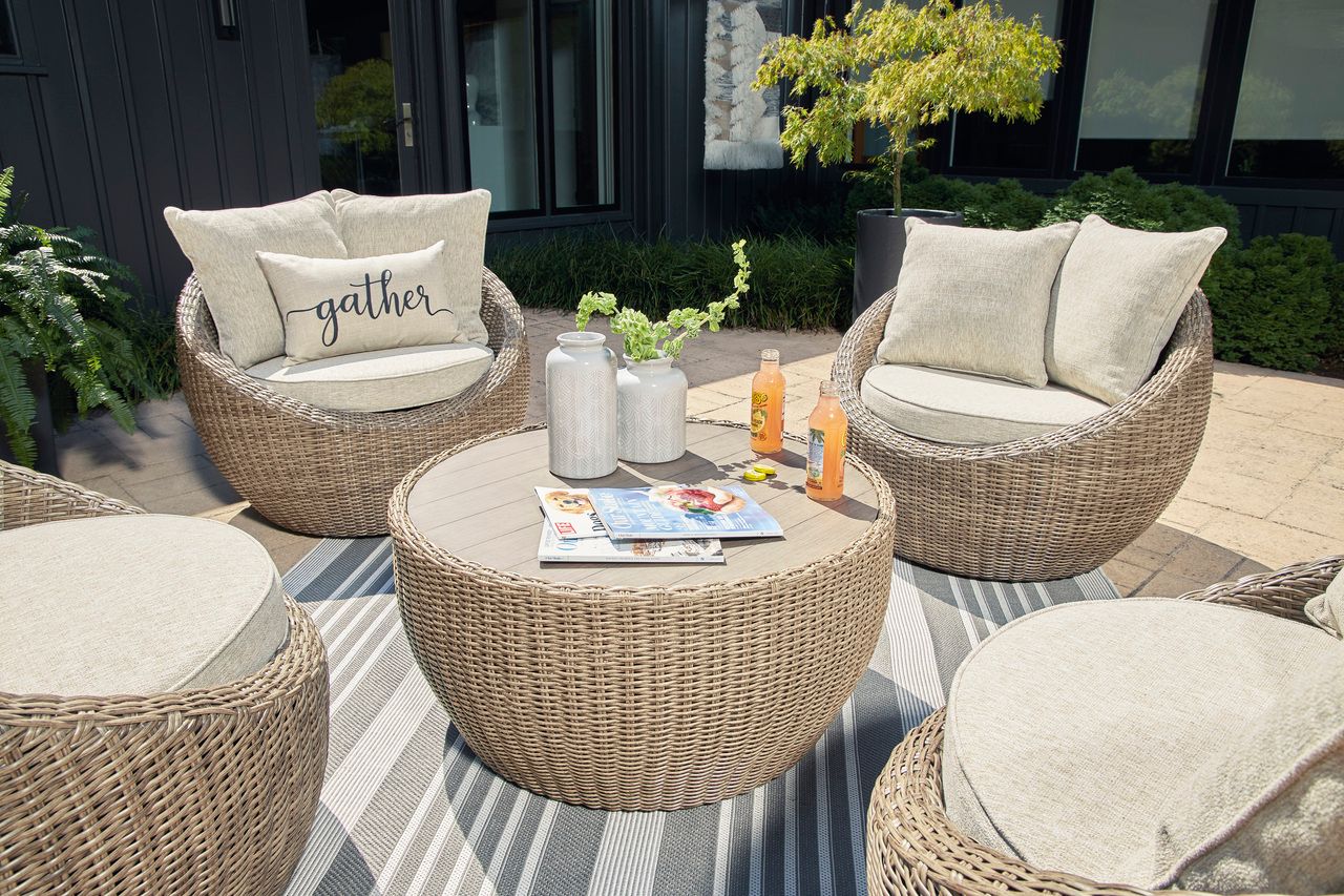 Danson 2 Swivel Lounge Chairs and End Table In Beige P505P1