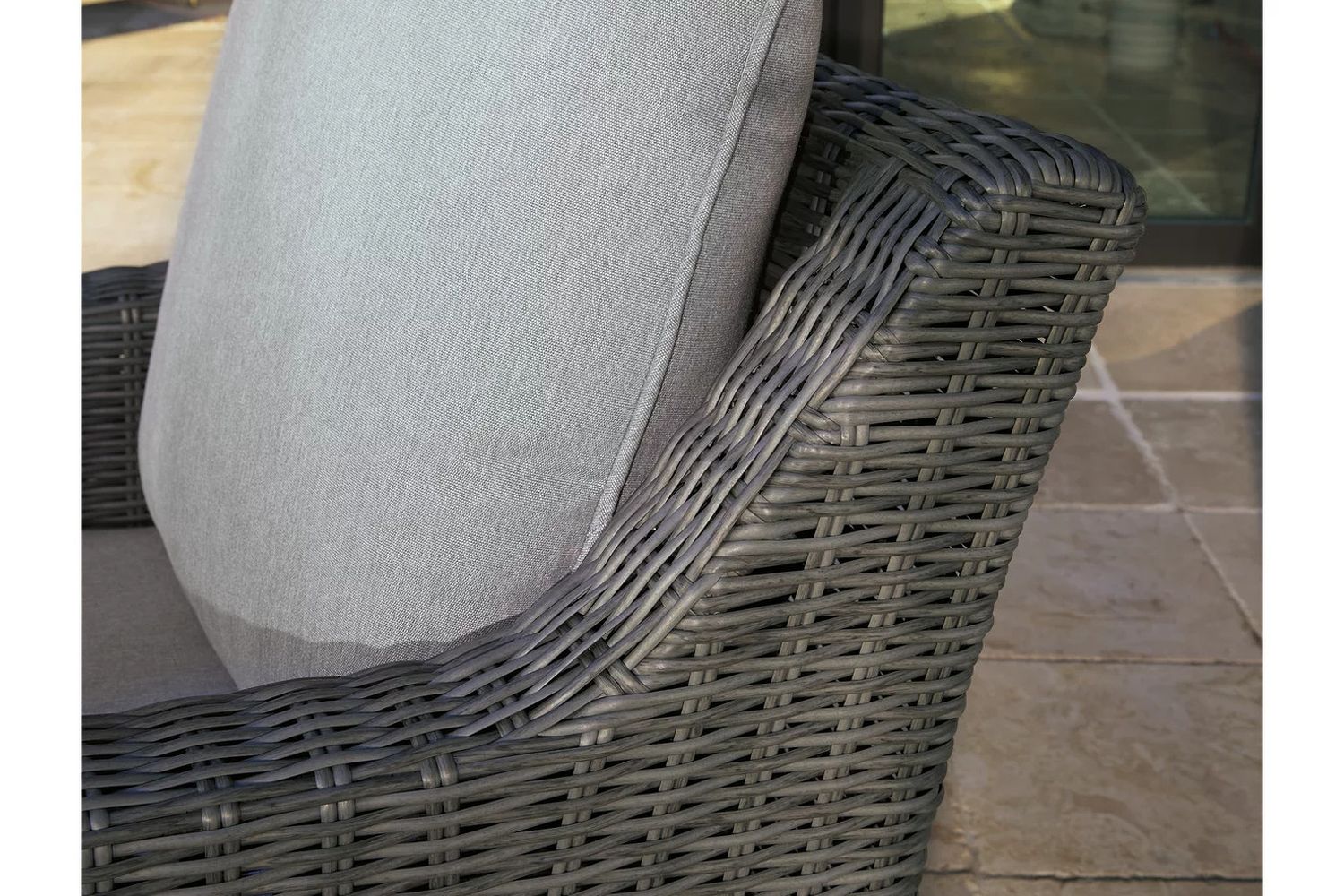 Elite Park Gray Swivel Lounge W/ Cushion P518821