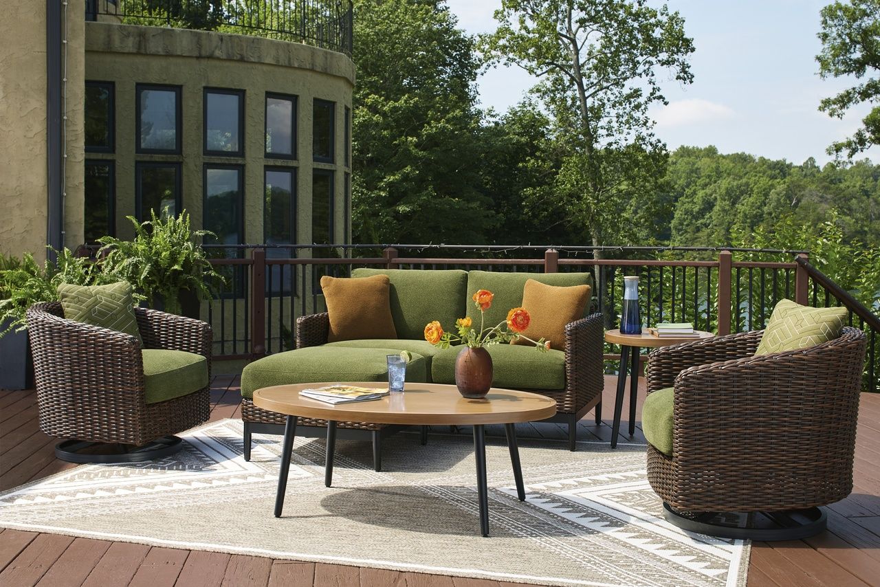 Horizon Hall Outdoor Coffee Table In Two-tone Brown P572701