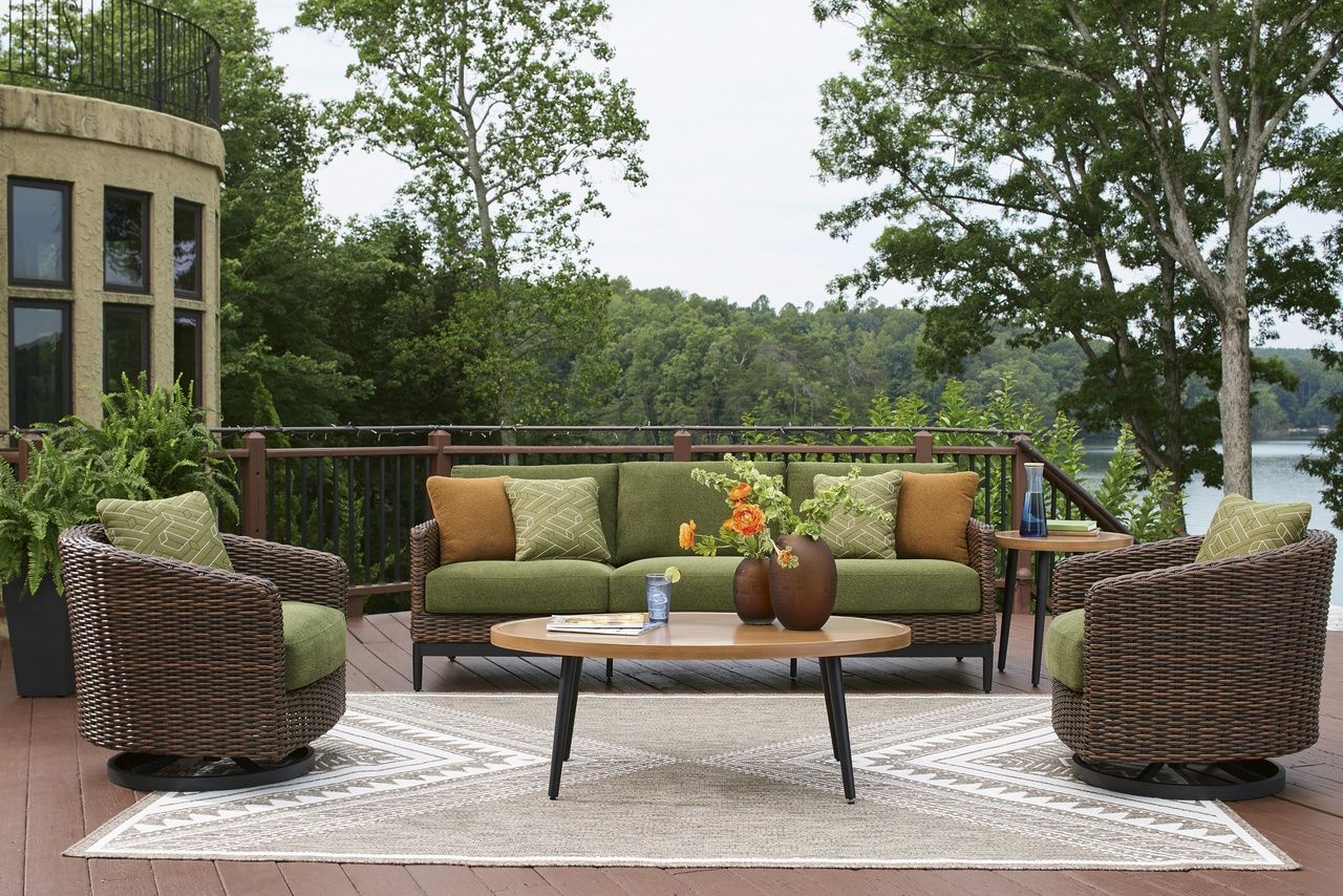 Horizon Hall Outdoor Swivel Lounge Chair with Cushion In Brown and Green P572821