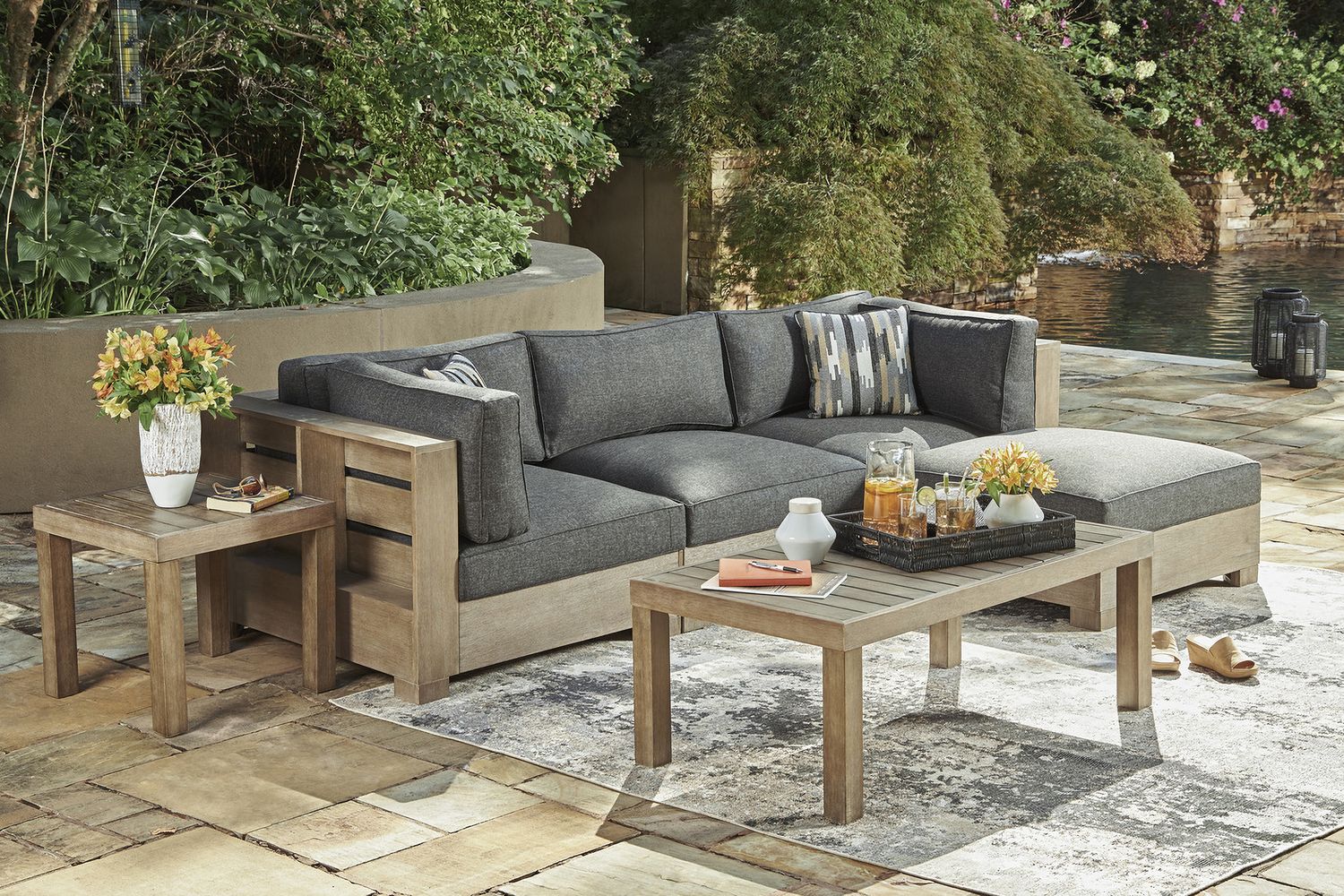 Citrine Park Brown Ottoman With Cushion P660814