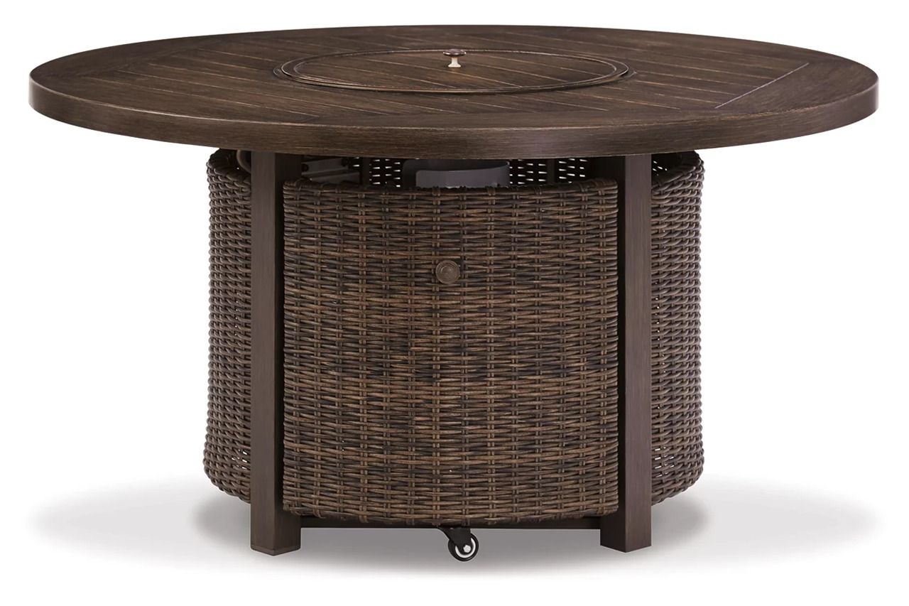 Paradise Trail Medium Brown Outdoor Round Conversation Set P750P7